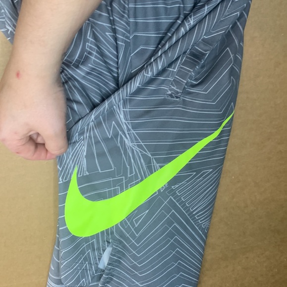 Grey/white/neon Medium Dri-Fit Athletic Boys Shorts - Picture 2 of 4